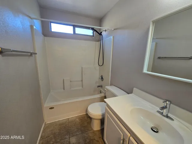 $1,945 | 1469 South Boulder Street, Unit D, Gilbert, AZ 85296
