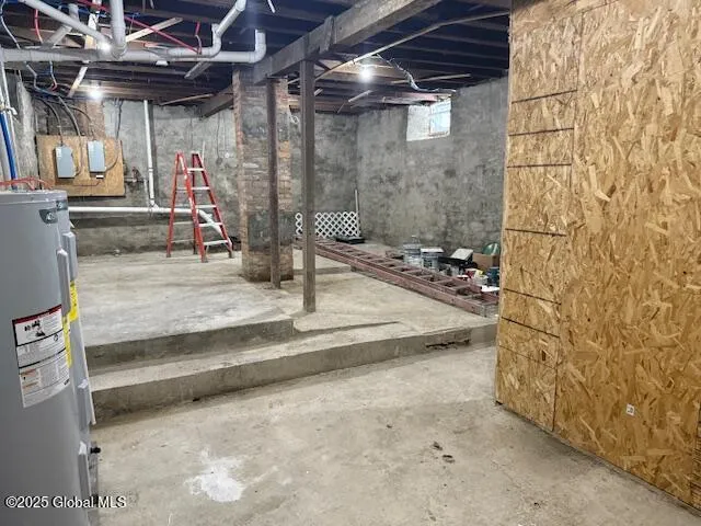 $145,000 | 38 Glen Avenue, Amsterdam, NY 12010