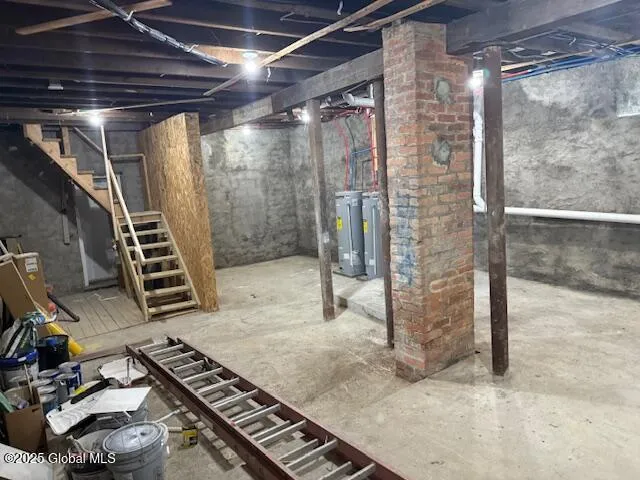 $145,000 | 38 Glen Avenue, Amsterdam, NY 12010