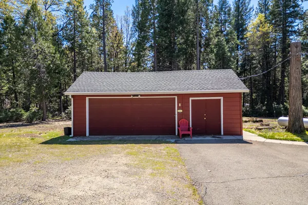 $249,900 | 33103 Highway 44, Shingletown, CA 96088
