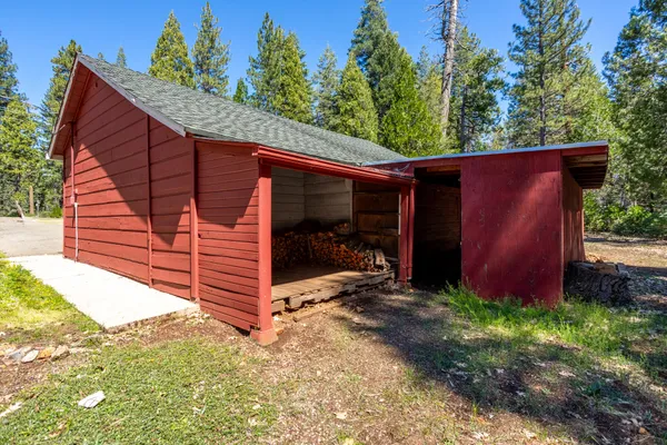 $249,900 | 33103 Highway 44, Shingletown, CA 96088