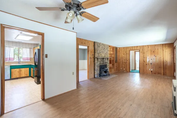 $249,900 | 33103 Highway 44, Shingletown, CA 96088