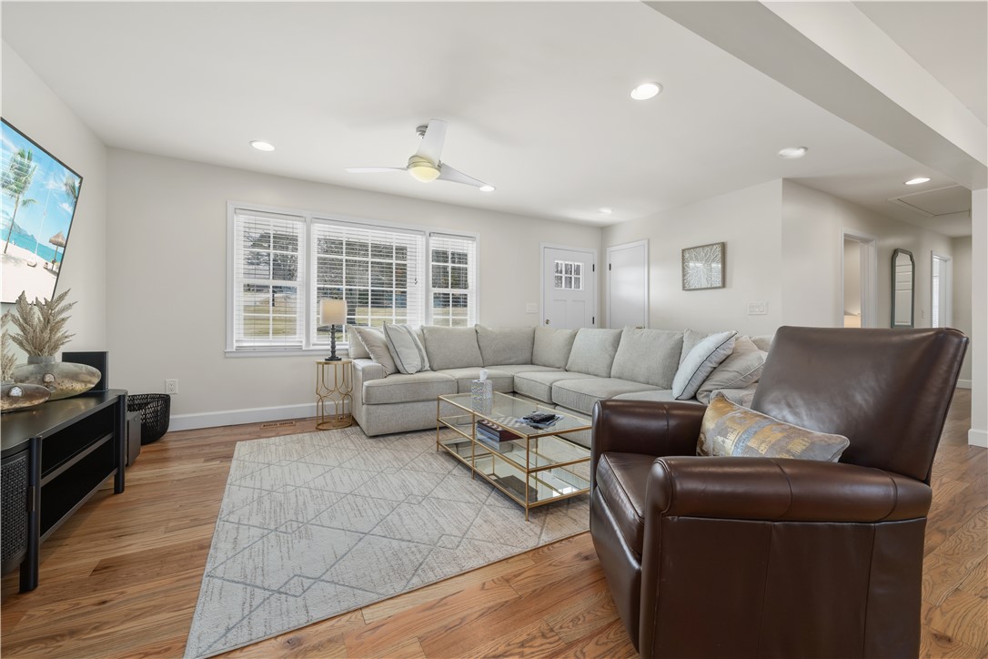 640 Old Salem Road Seneca, SC 29672 - Photo 2 of 32 This bright living area features abundant natural light, creating an inviting and comfortable space.
