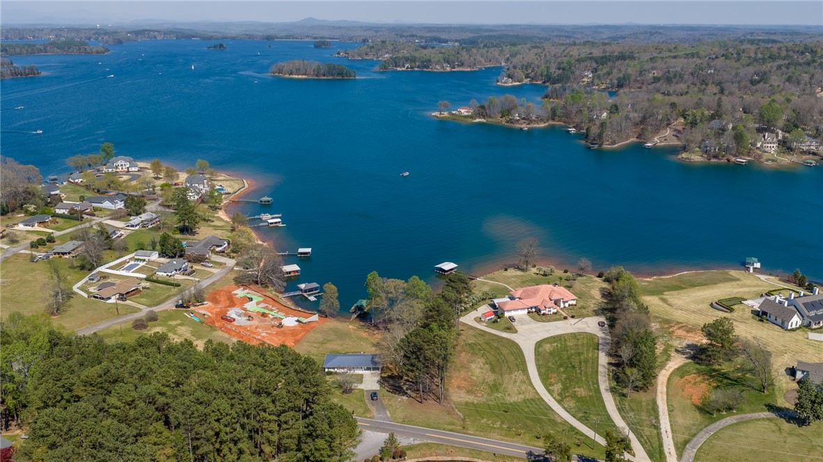 640 Old Salem Road Seneca, SC 29672 - Photo 23 of 32 This panoramic aerial view captures the expansive lakefront properties nestled within a serene landscape.