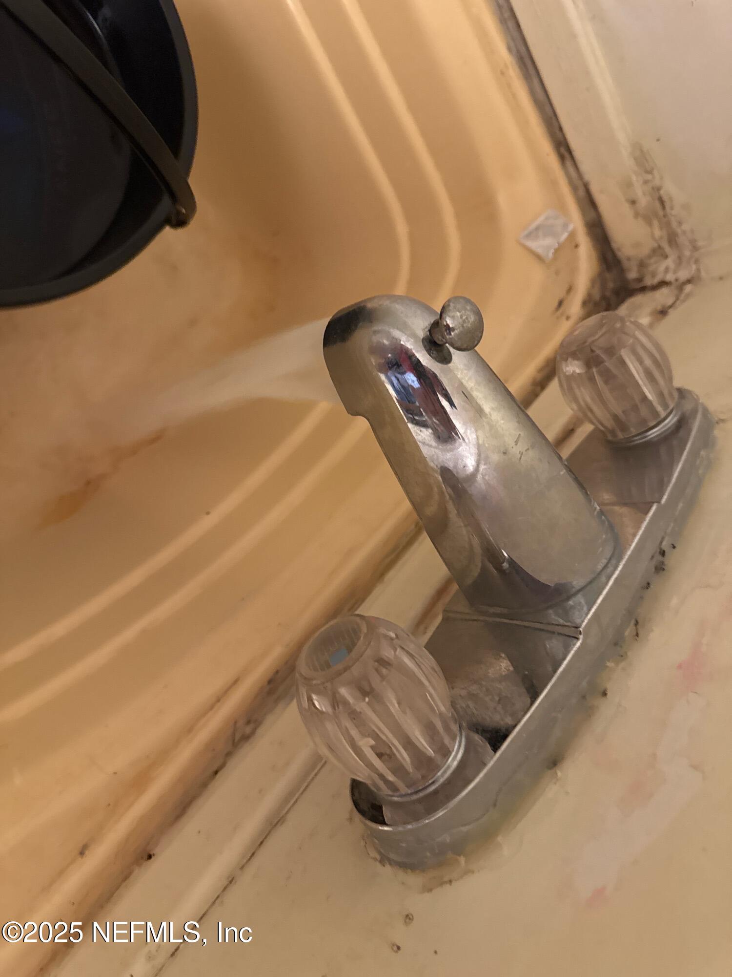 12491 Northeast 88th Lane Bronson, FL 32621 - Photo 151 of 183 a view of water heater