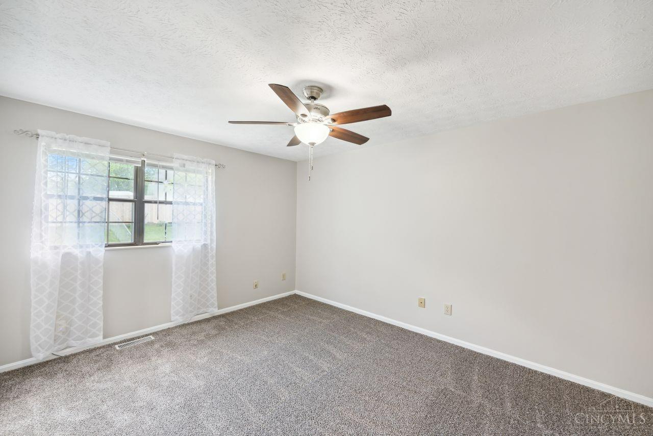 129 Cook Road, Unit B Lebanon, OH 45036 - Photo 24 of 37 Gallery Image 24