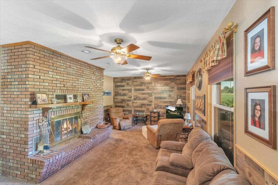 722 Clarendon Road Quincy, MI 49082 - Photo 18 of 57 7