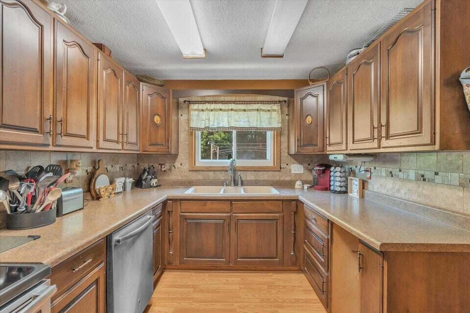 722 Clarendon Road Quincy, MI 49082 - Photo 27 of 57 16