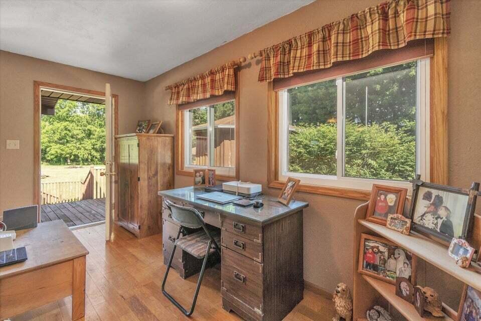722 Clarendon Road Quincy, MI 49082 - Photo 34 of 57 23