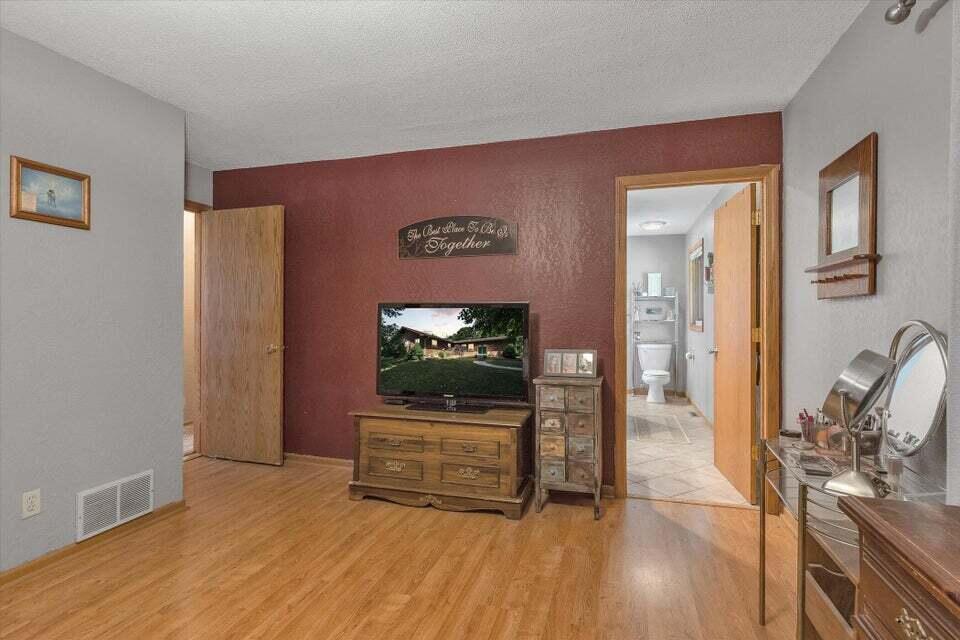 722 Clarendon Road Quincy, MI 49082 - Photo 42 of 57 31