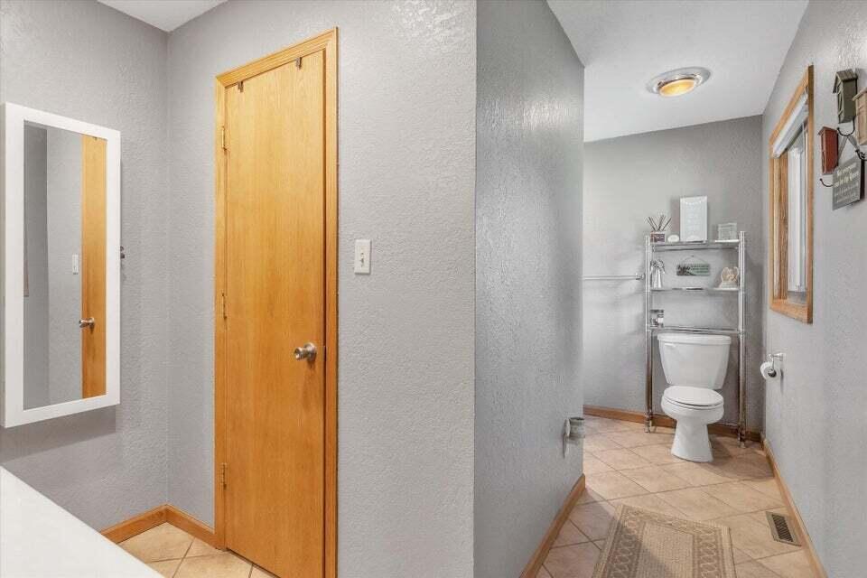 722 Clarendon Road Quincy, MI 49082 - Photo 43 of 57 32