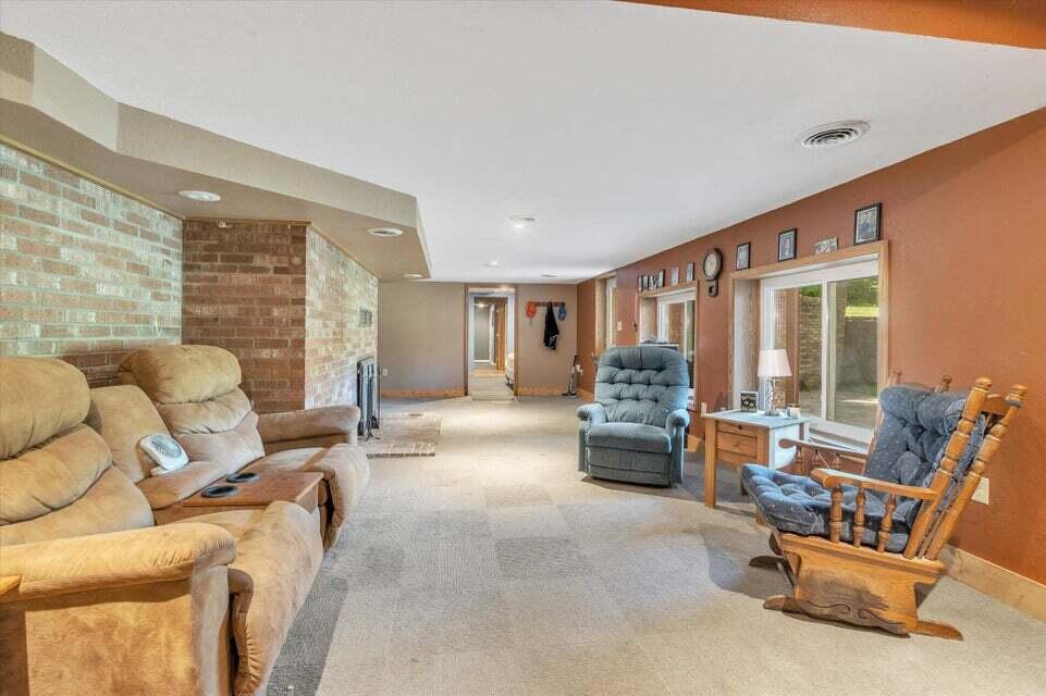 722 Clarendon Road Quincy, MI 49082 - Photo 56 of 57 45