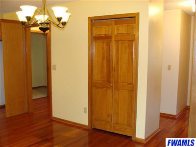 6608 Mapleton Drive Fort Wayne, IN 46845 - Photo 7 of 22 Gallery Image 7