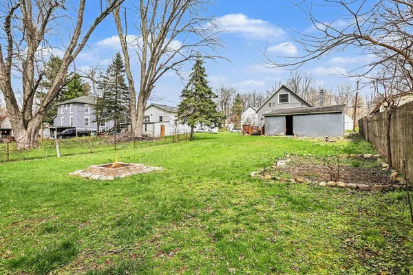 $165,000 | 811 9th Street, Three Rivers, MI 49093