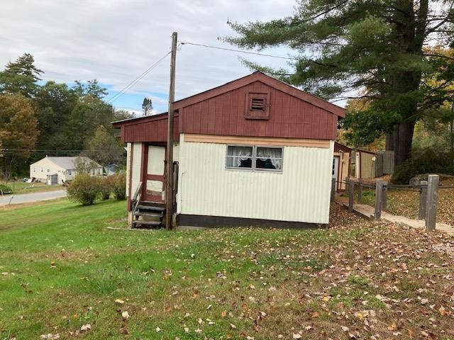 329 Richmond Road Winchester, NH 03470 - Photo 3 of 40