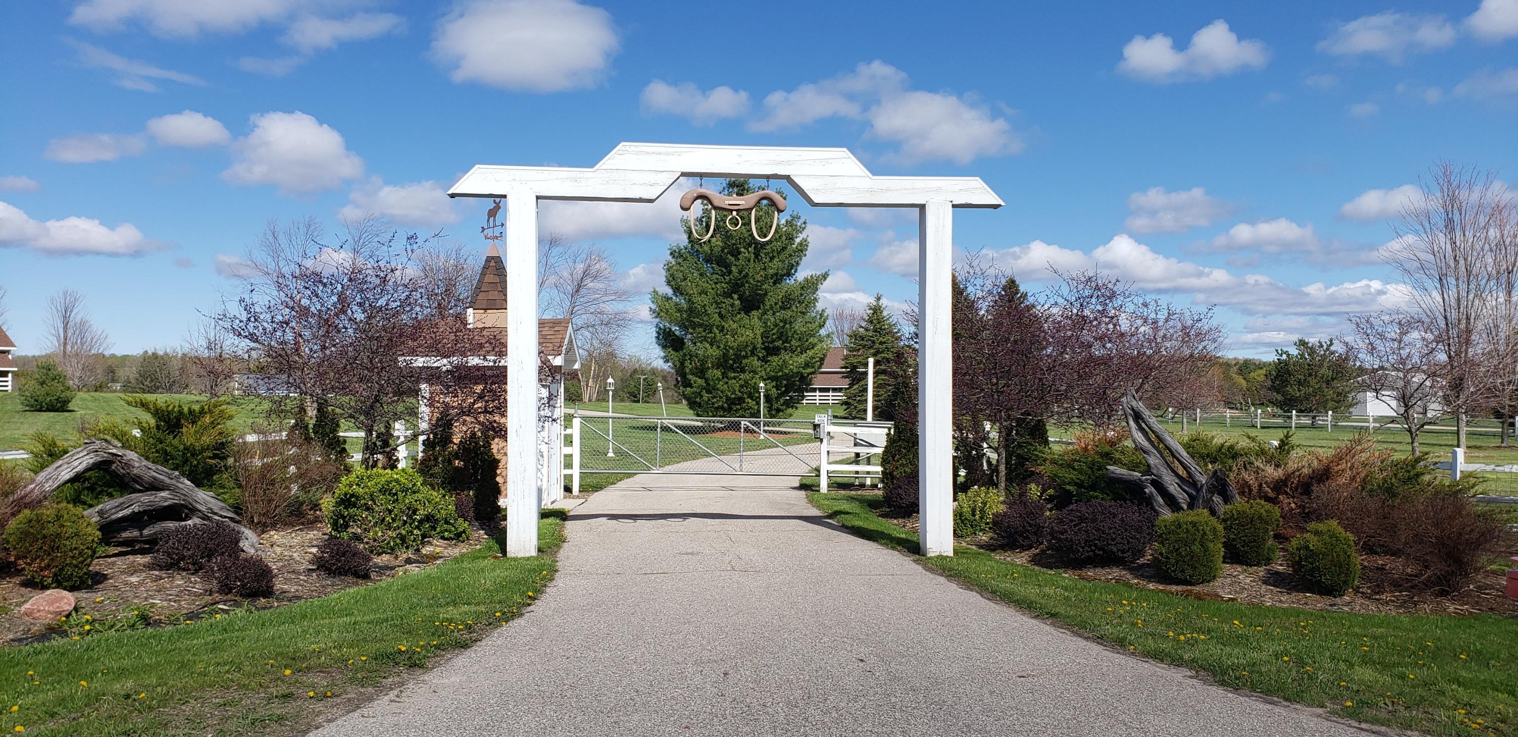 5868 South River Road Cheboygan, MI 49721 - Photo 1 of 20 Gallery Image 1