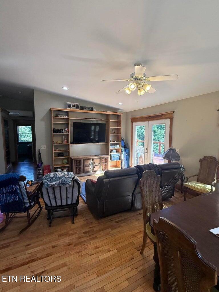 103 Stooping Oak Road Dunlap, TN 37327 - Photo 16 of 33 20260903192444666961000000-o