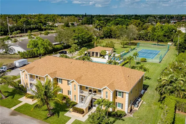 $295,000 | 1850 West Crown Pointe Boulevard, Unit A103, Naples, FL 34112