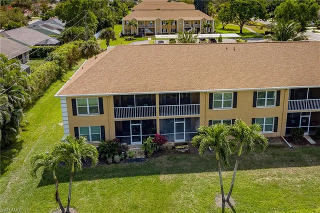 $295,000 | 1850 West Crown Pointe Boulevard, Unit A103, Naples, FL 34112