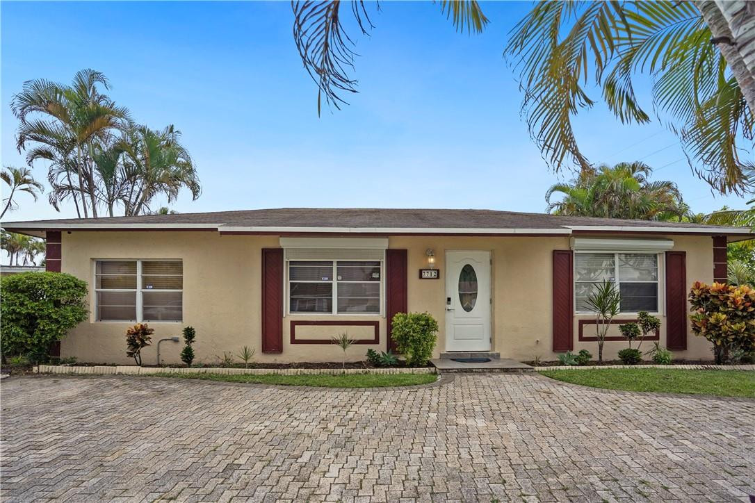 7712 Southwest 7th Court Pompano Beach, FL 33068 - Photo 4 of 20 Photo 4