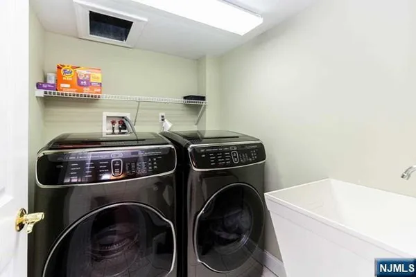 $6,000 | 34 Candlewood Drive, Old Tappan, NJ 07675