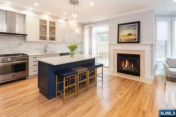 $6,000 | 34 Candlewood Drive, Old Tappan, NJ 07675