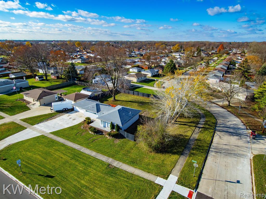 35791 Kelly Road Clinton Township, MI 48035 - Photo 39 of 47 Gallery Image 39