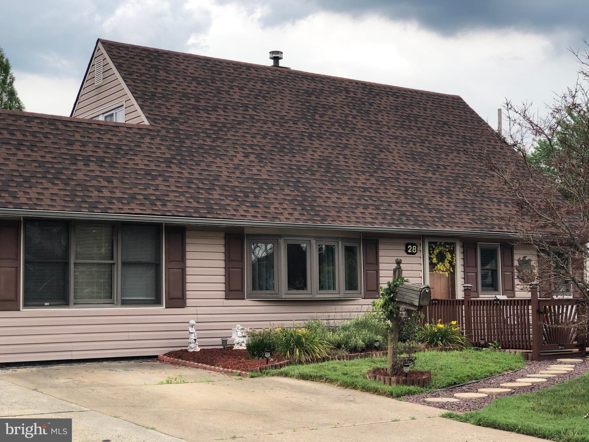 28 Misty Pine Road Levittown, PA 19056 - Photo 1 of 42 Gallery Image 1