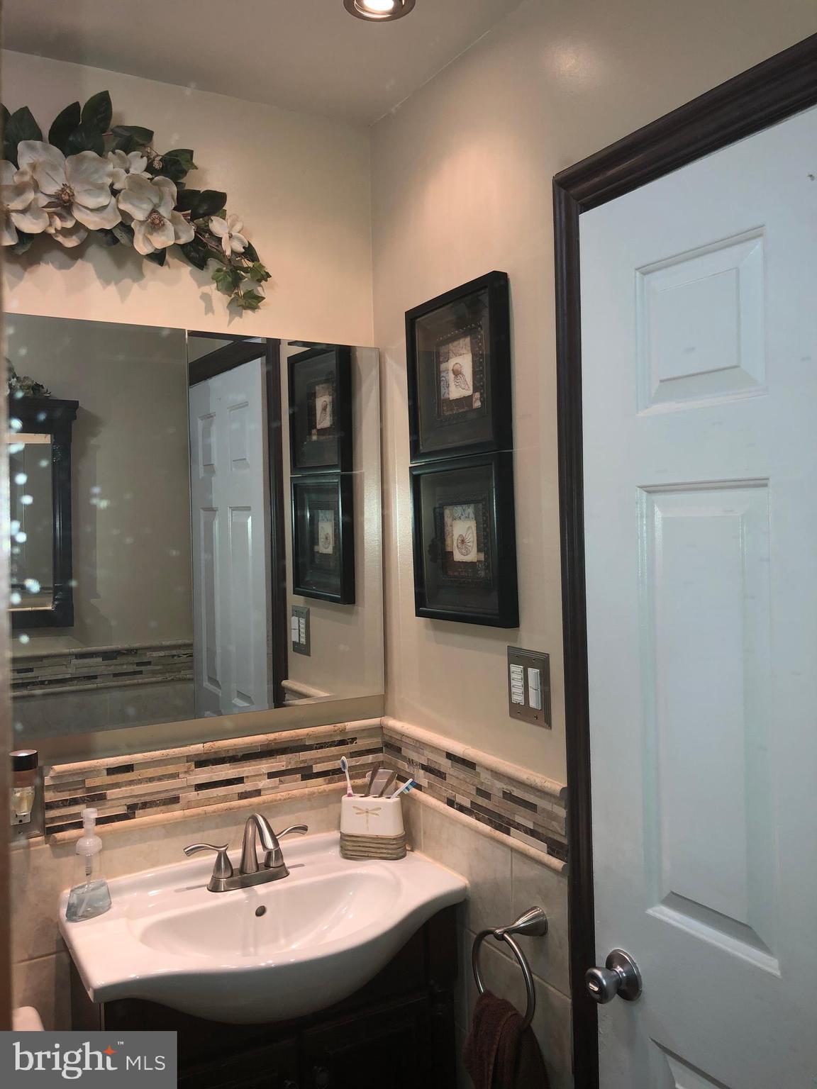 28 Misty Pine Road Levittown, PA 19056 - Photo 20 of 42 Gallery Image 20