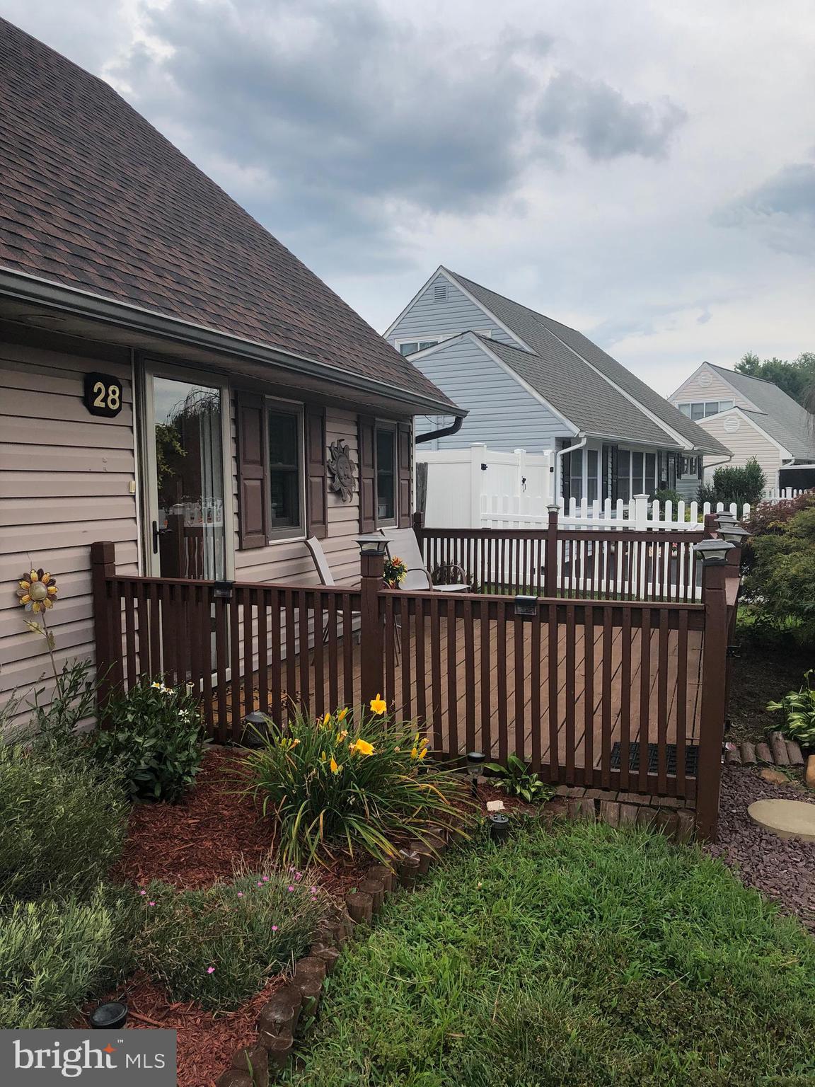28 Misty Pine Road Levittown, PA 19056 - Photo 3 of 42 Gallery Image 3