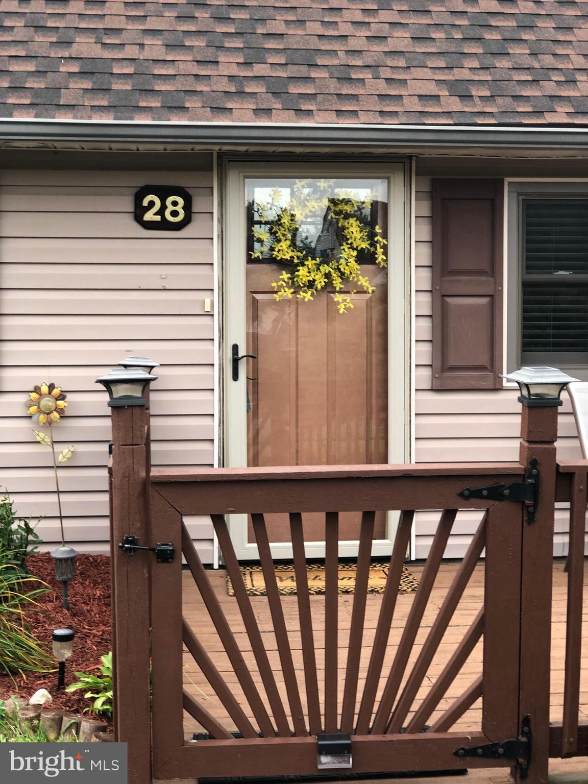 28 Misty Pine Road Levittown, PA 19056 - Photo 4 of 42 Gallery Image 4