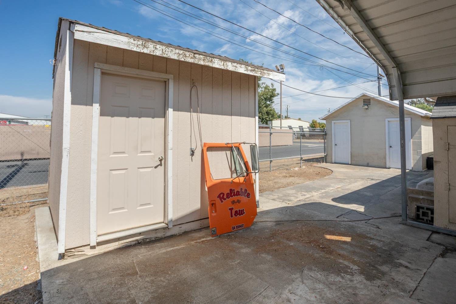 33 East Gridley Road Gridley, CA 95948 - Photo 44 of 50 a backyard of a house