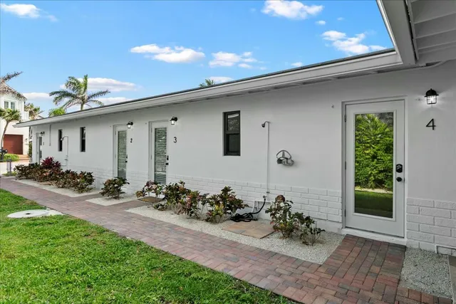 $2,200,000 | 18 Adams Road, Ocean Ridge, FL 33435