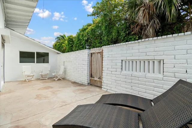 $2,200,000 | 18 Adams Road, Ocean Ridge, FL 33435