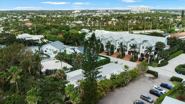 $2,200,000 | 18 Adams Road, Ocean Ridge, FL 33435