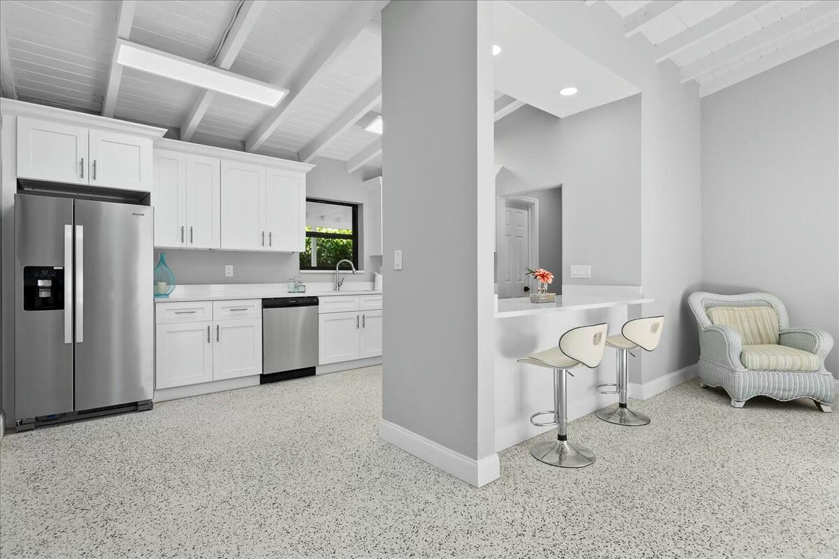 18 Adams Road Ocean Ridge, FL 33435 - Photo 9 of 71 tempImagewcrWrL