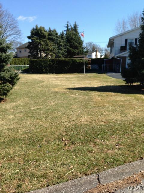 3006 Rambeau Road Bethlehem, PA 18020 - Photo 3 of 24 Gallery Image 3