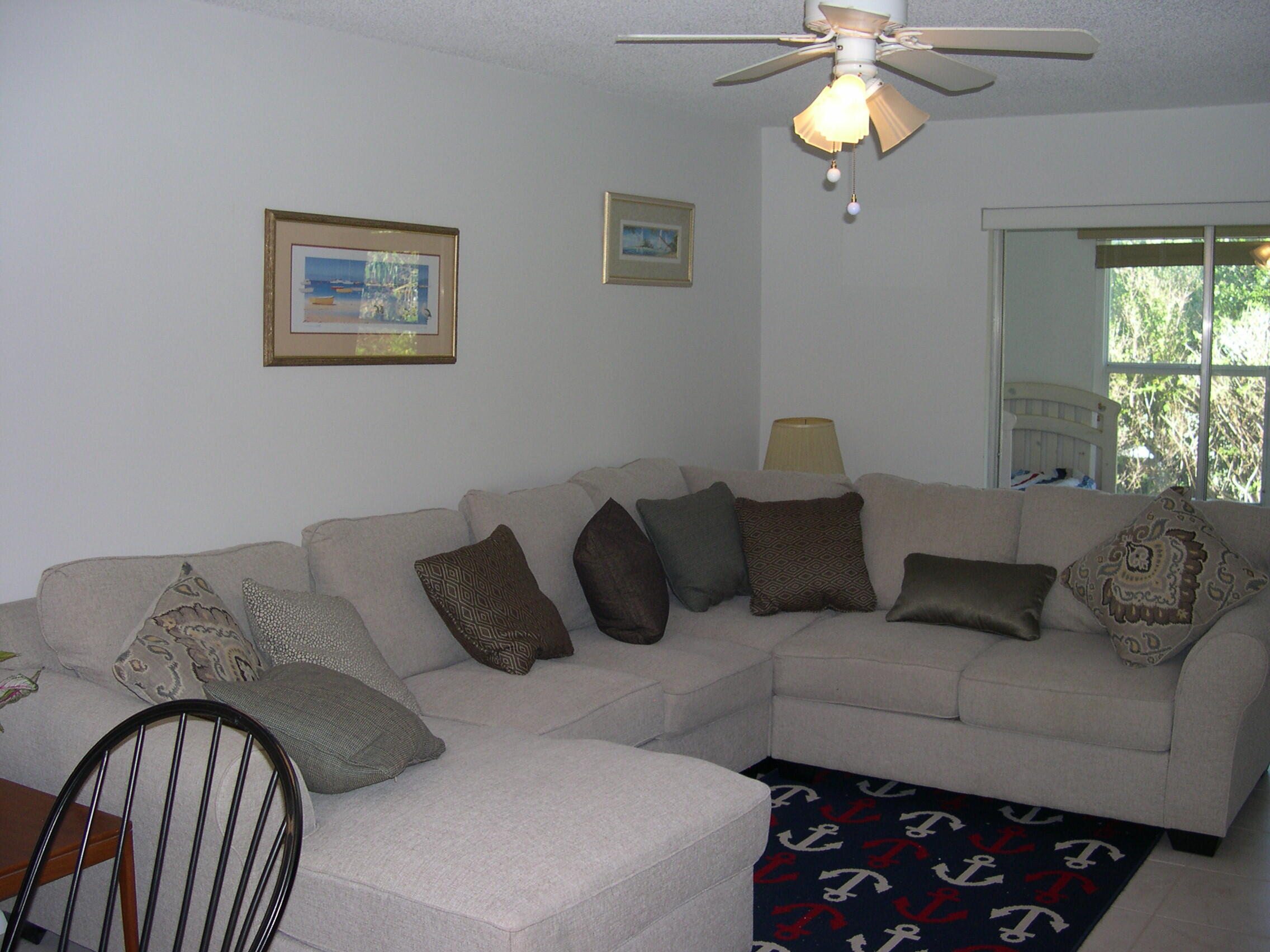 1172 Commodore Court, Unit 204 Fort Pierce, FL 34949 - Photo 11 of 41 Living Room