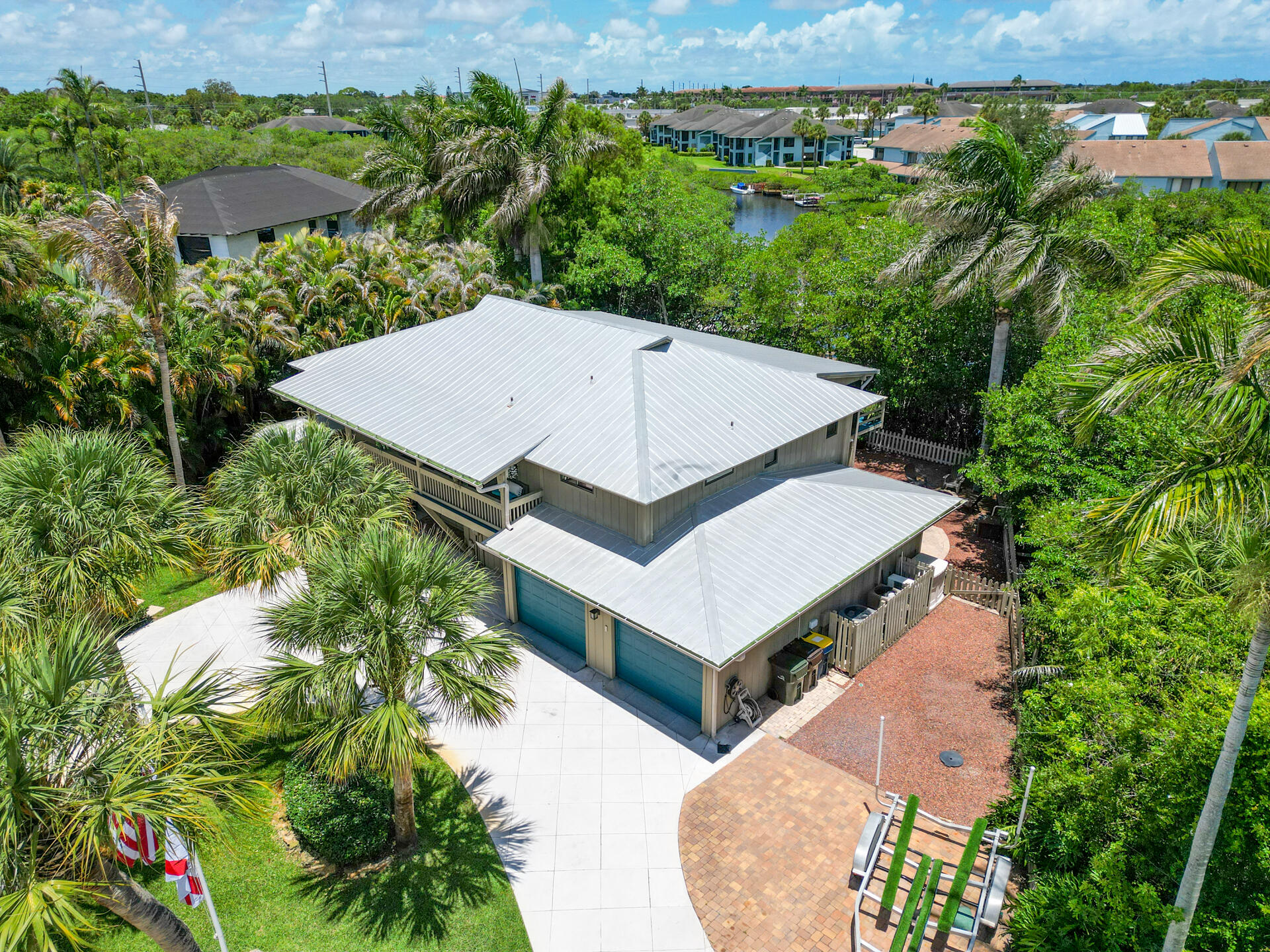 304 Southwest Indian Grove Drive Stuart, FL 34994 - Photo 57 of 73 20260522 - 304 SW Indian Groves Dr - MR-