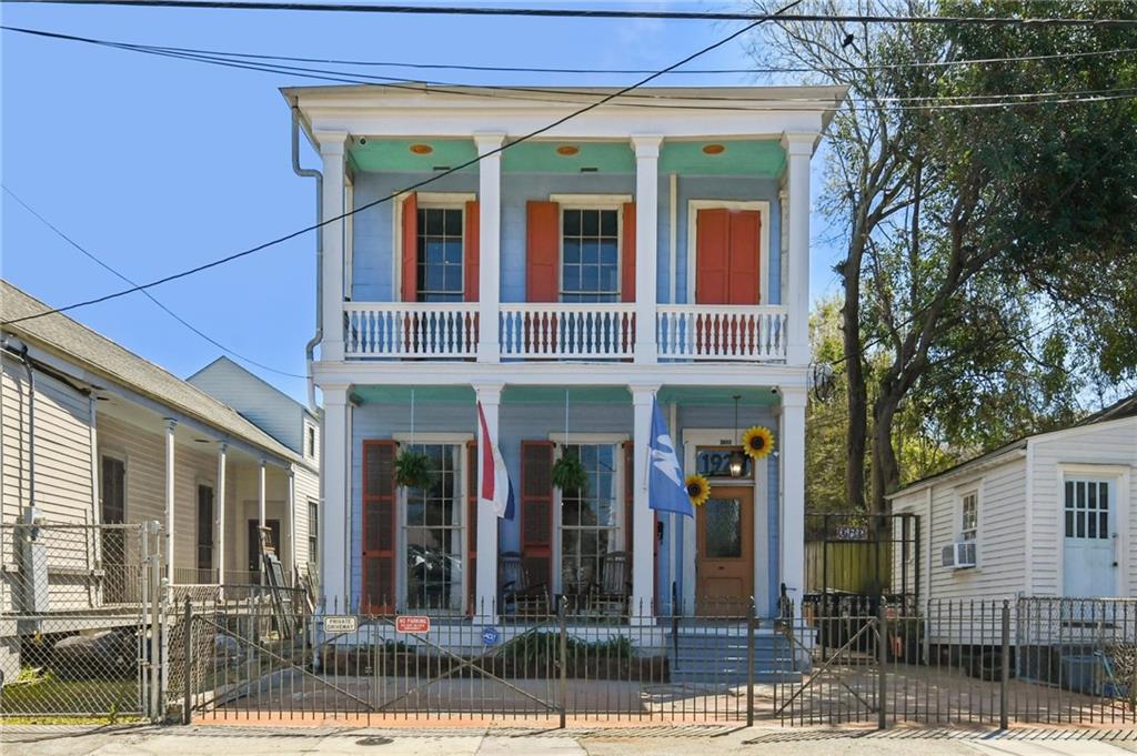 1922-20 Constance St