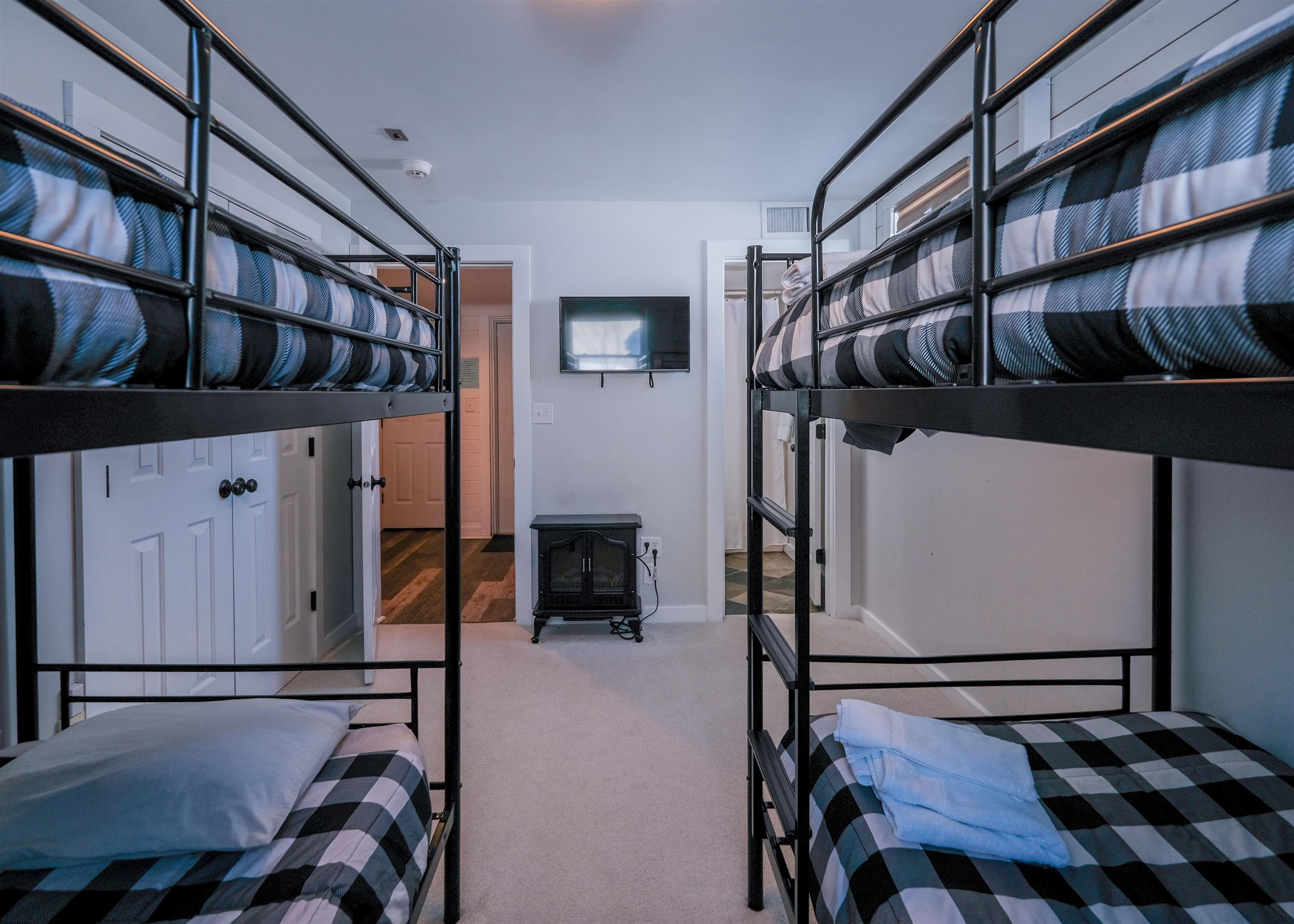 35 White Loop, Unit B101 Ludlow, VT 05149 - Photo 16 of 44