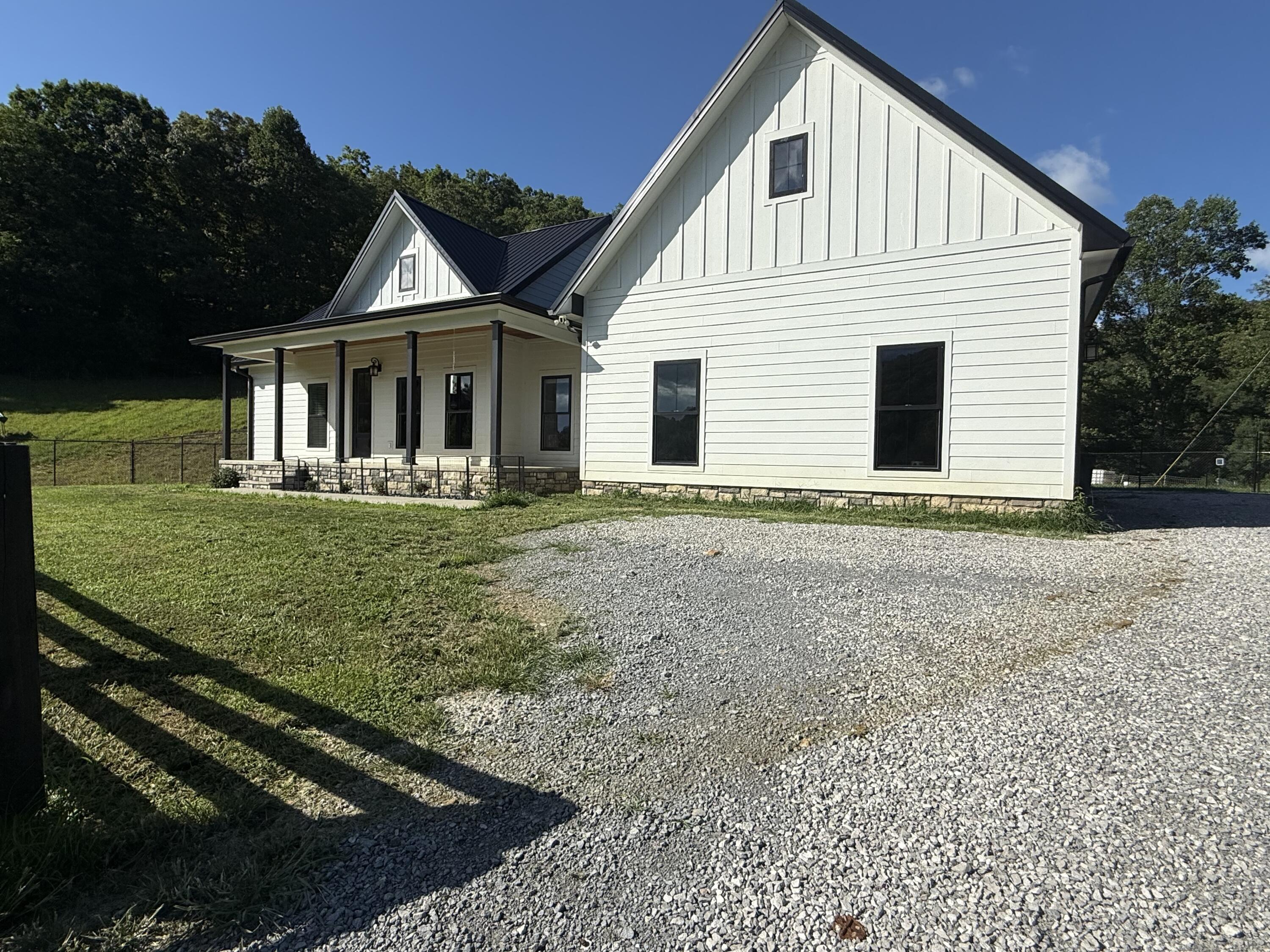 775 Powell Branch Road Bimble, KY 40915 - Photo 2 of 16 IMG_8912