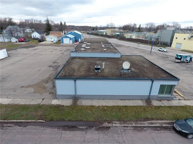 $350,000 | 206 Northwest Highway Avenue North, Blooming Prairie, MN 55917