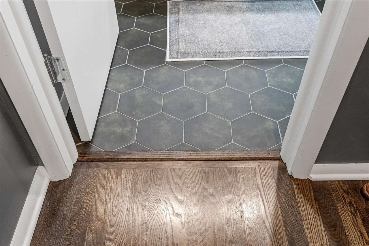 201 Ridgeview Avenue Iowa City, IA 52246 - Photo 37 of 75 Gallery Image 37