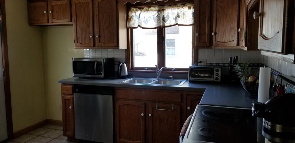 1412 Wilbraham Road Springfield, MA 01119 - Photo 6 of 30