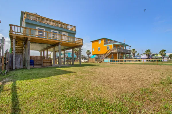 $387,000 | 316 Seabean Street, Surfside Beach, TX 77541