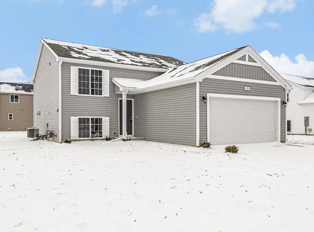 $349,900 | 2046 Kristin Court, Muskegon, MI 49442