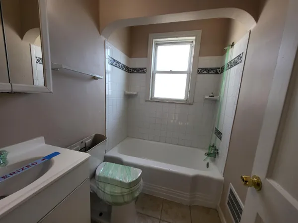 $125,000 | 1593 Le Jeune, Lincoln Park, MI 48146