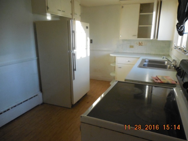 36 Jenness Street Rochester, NH 03867 - Photo 2 of 10