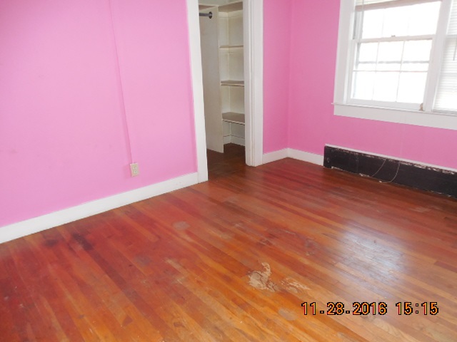 36 Jenness Street Rochester, NH 03867 - Photo 4 of 10